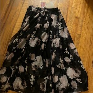NWT WISH Black and White Floral MONET A-Line FLOWY LAYERED Skirt M/L